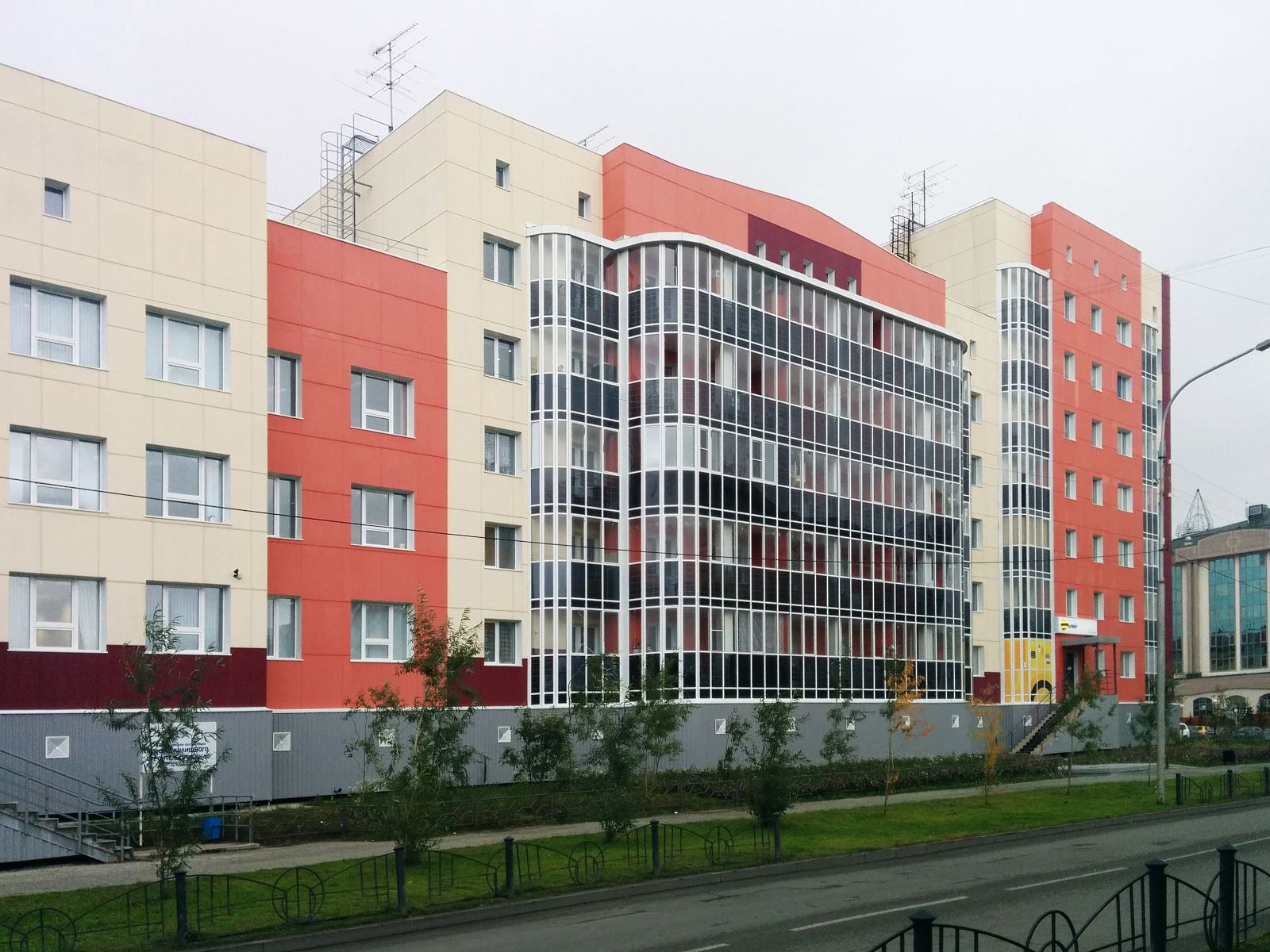 Multifamily residential building